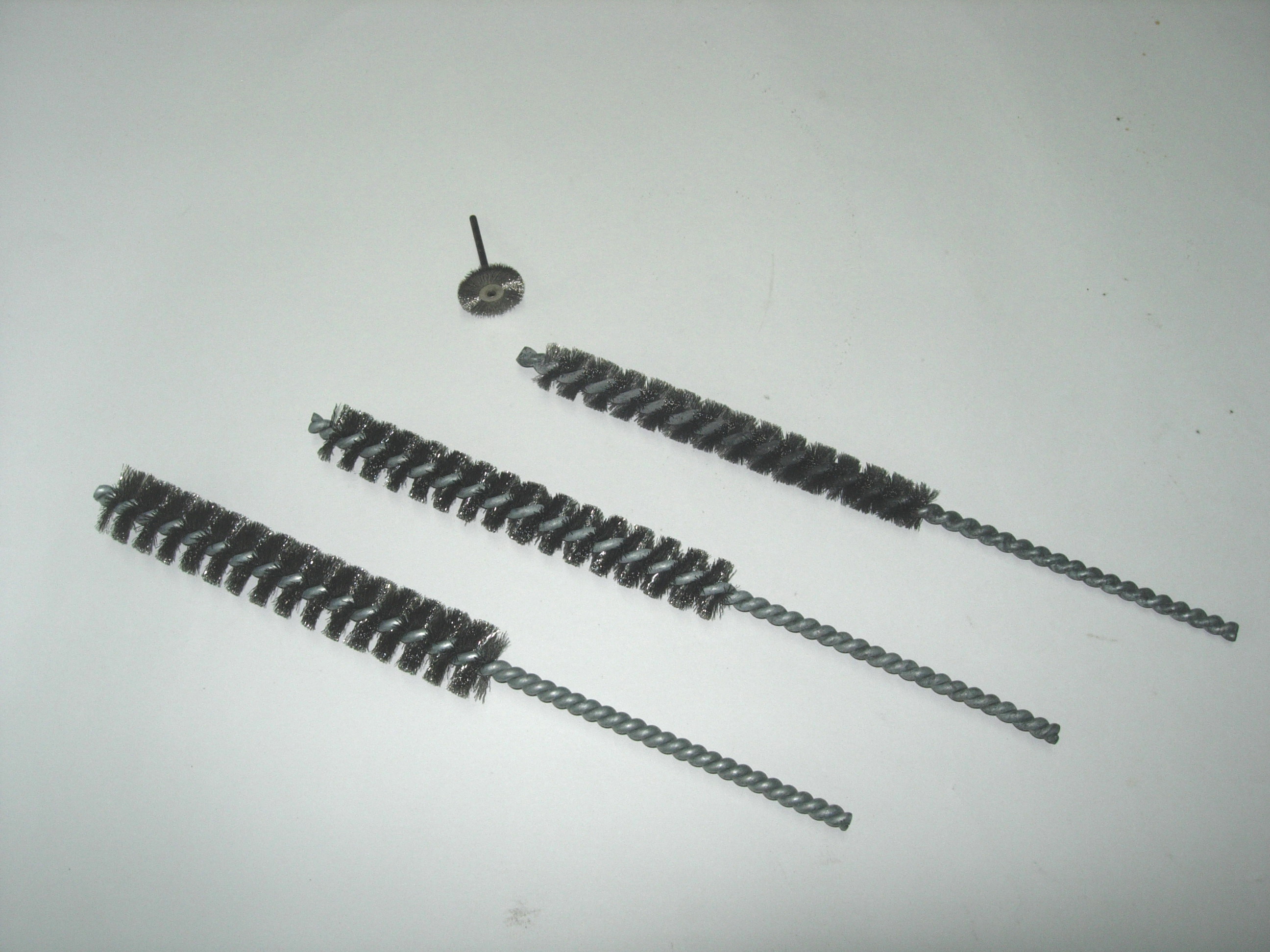 tube080606.jpg